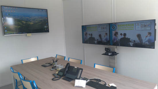Salle de visioconférence